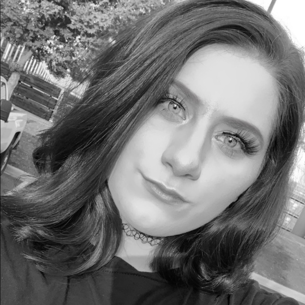 Meet your Posher, Savannah